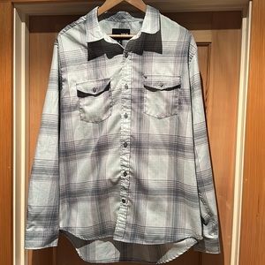 Hurley Large Pale Green Long Sleeve Button Down Shirt